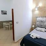 O'paisi אבולה